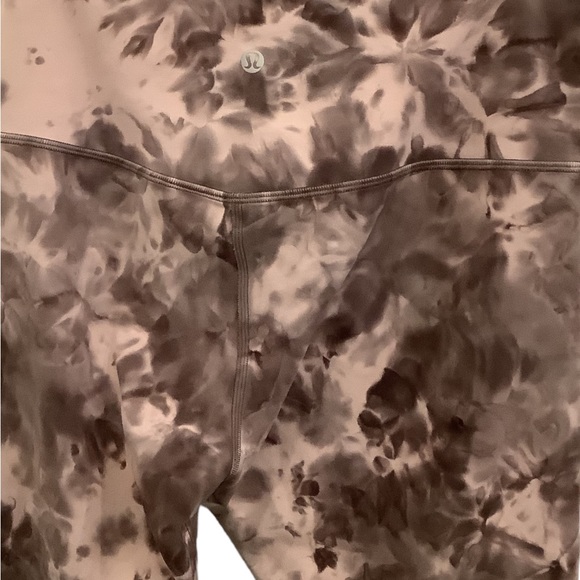 Lululemon Align Highrise leggings - Picture 9 of 9